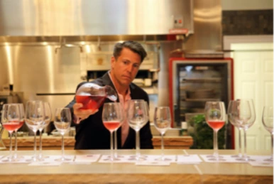 Image description wine-pouring